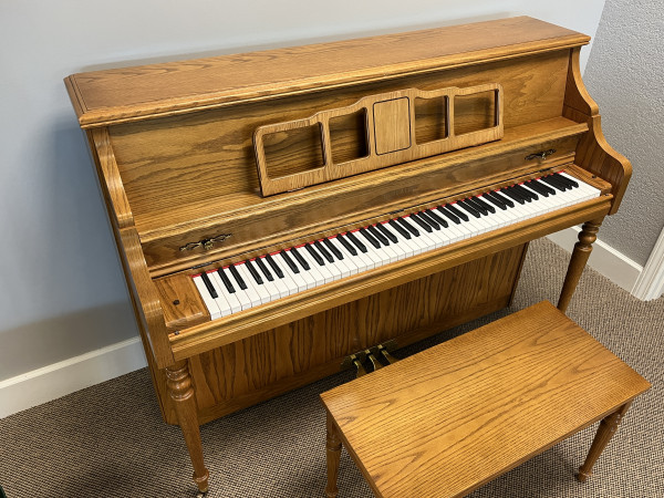 1992 Kimball Sonata console piano - Upright - Console Pianos